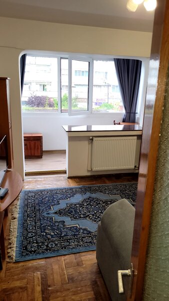 Bacau Garsoniera de inchiriat ultracentral, str. Mihai Viteazul ,et.1