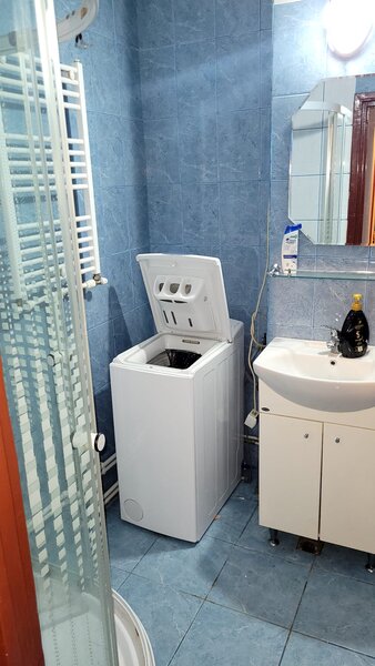 Bacau Garsoniera de inchiriat ultracentral, str. Mihai Viteazul ,et.1